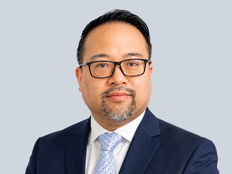 Victor Louie, CPA, CA
